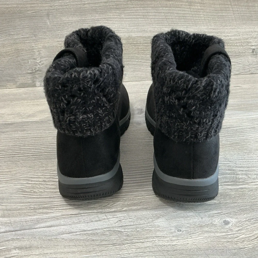 Skechers Women's Easy Going-Cozy Weather 2-Hands Free Slip-ins Ankle Boot 9.5 US